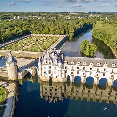Le Catalane Lägenhet Tours Exteriör bild